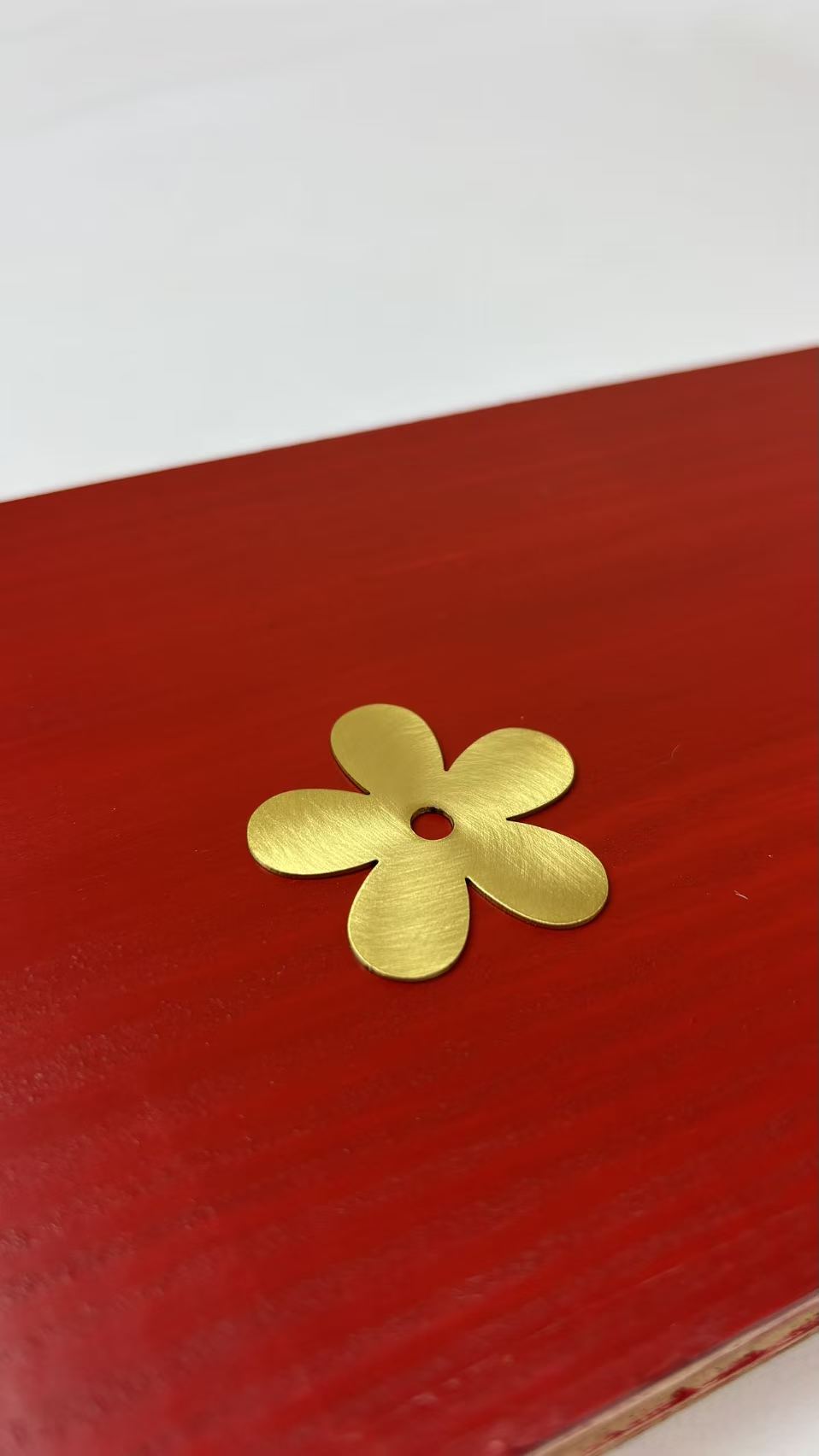 Flower Backplate&Knob, Solid Brass